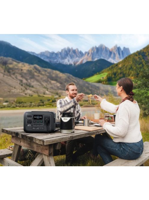 Bluetti AC2A  töltőállomás, szolár generátor 300W / 600W , 204,8Wh hordozható erőmű, 100W hordozható napelem panellel